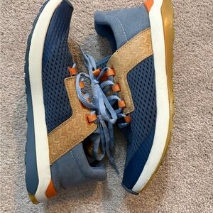 Women’s OluKai Blue, Orange, Tan Wailuku Breathable Light Mesh Sneakers Size 9